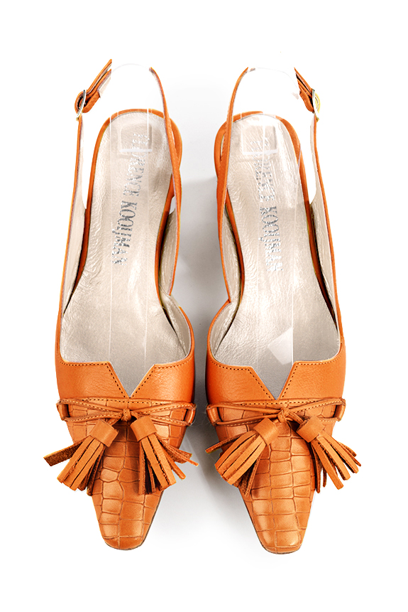 French elegance and refinement for these apricot orange dress slingback shoes, with a knot, 
                available in many subtle leather and colour combinations. The pretty French spirit of this beautiful pump will accompany your steps nicely and comfortably.
To be personalized or not, with your materials and colors.  
                Matching clutches for parties, ceremonies and weddings.   
                You can customize these shoes to perfectly match your tastes or needs, and have a unique model.  
                Choice of leathers, colours, knots and heels. 
                Wide range of materials and shades carefully chosen.  
                Rich collection of flat, low, mid and high heels.  
                Small and large shoe sizes - Florence KOOIJMAN